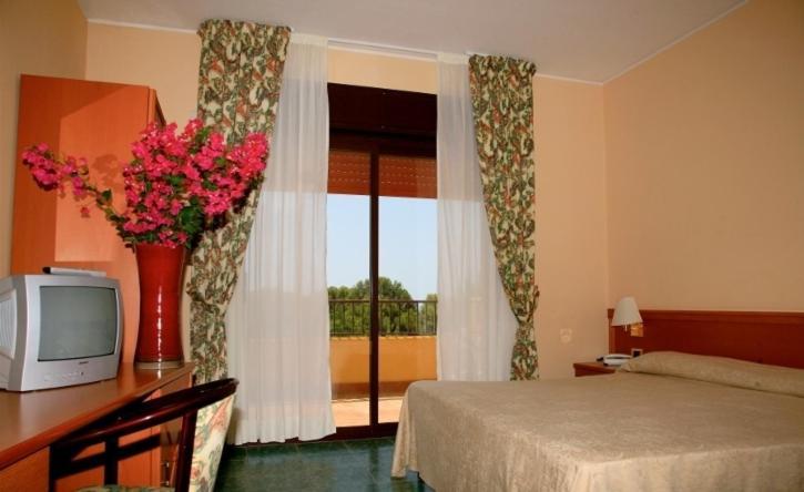 Conte Di Cabrera Hotel Club Pozzallo Ngoại thất bức ảnh